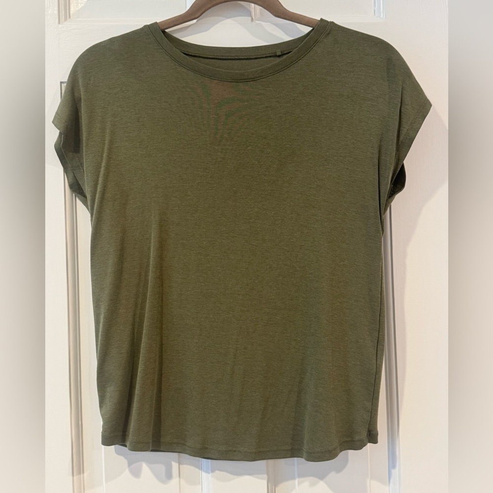 Boden Olive Green Short Sleeve Crew Tee